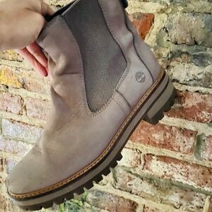 Timberland Womens Courmayer Valley Chelsea Boot - size 8